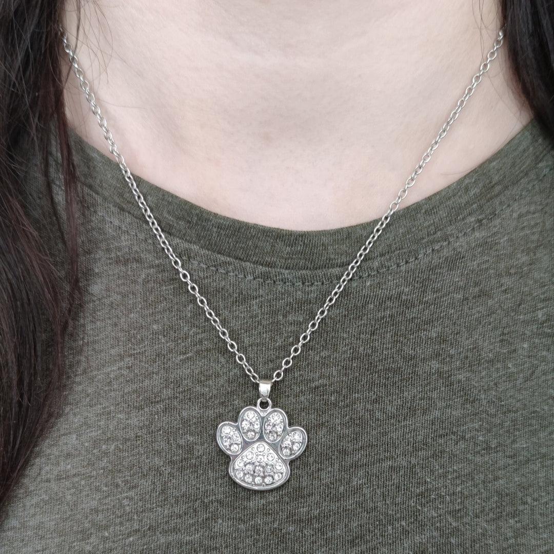 Halskette mit Pfotenanhänger