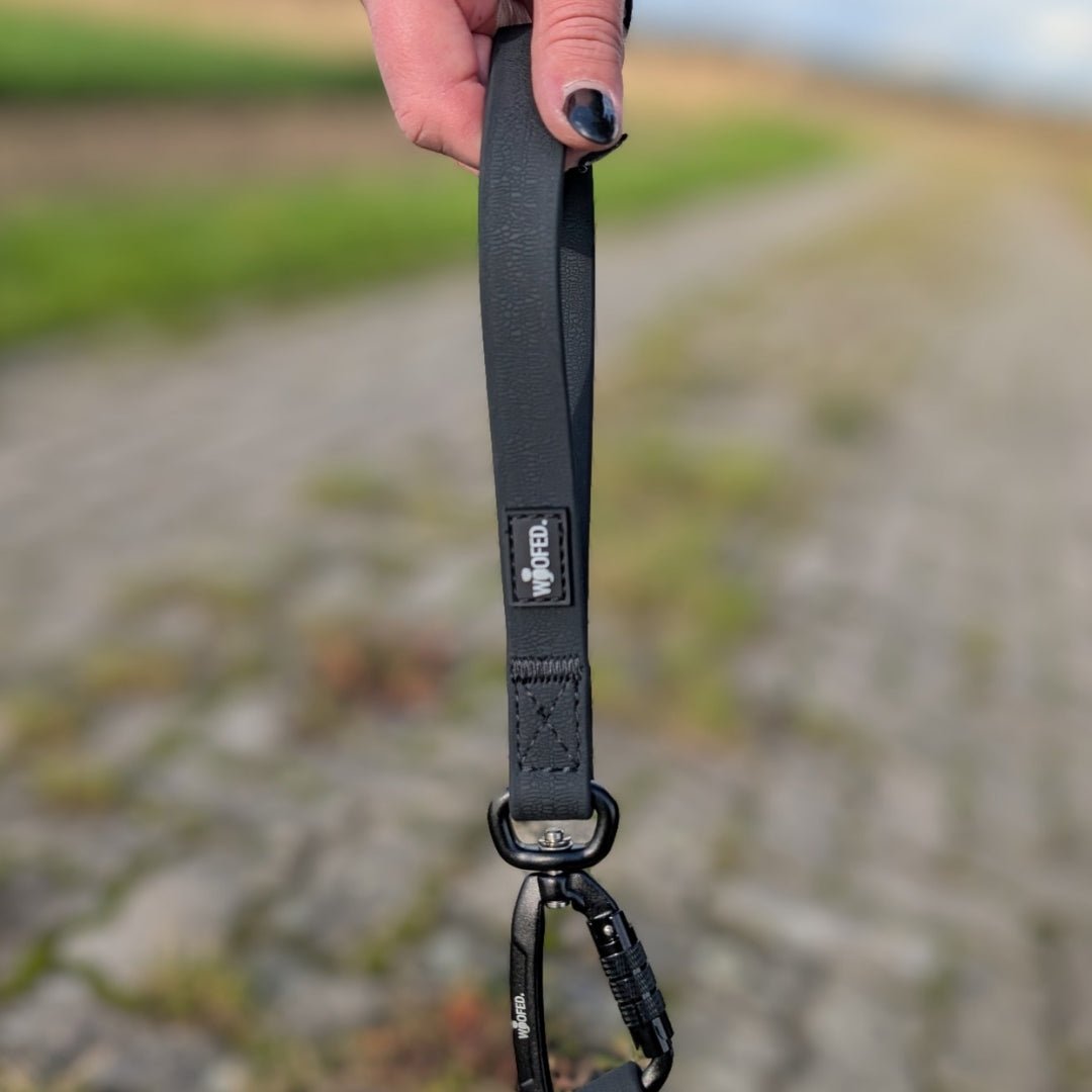Kurzführer WOOFLEX® Phantom Black - WOOFED.