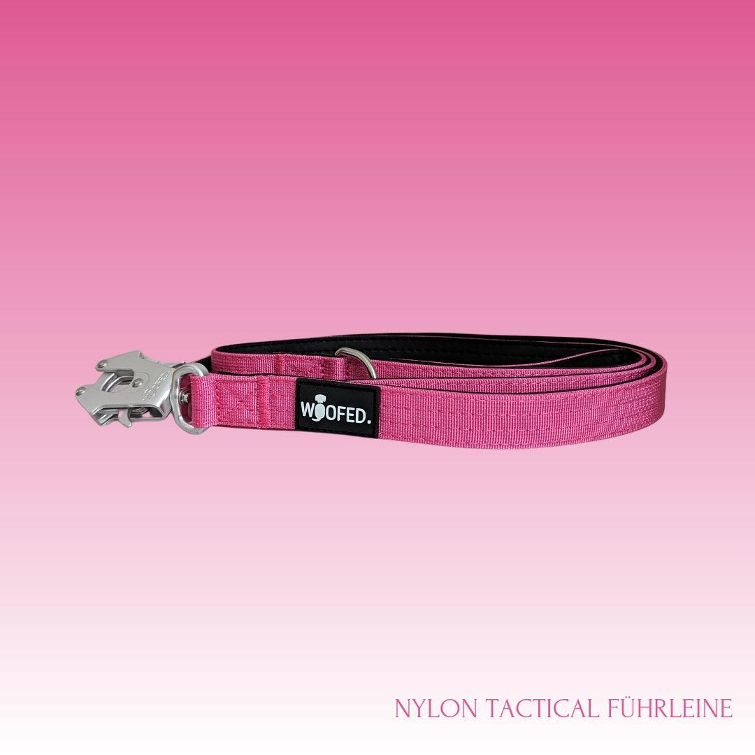 Nylon Hundeleine 150cm mit Handschlaufe und Froschkarabiner aus Aluminium in Pink