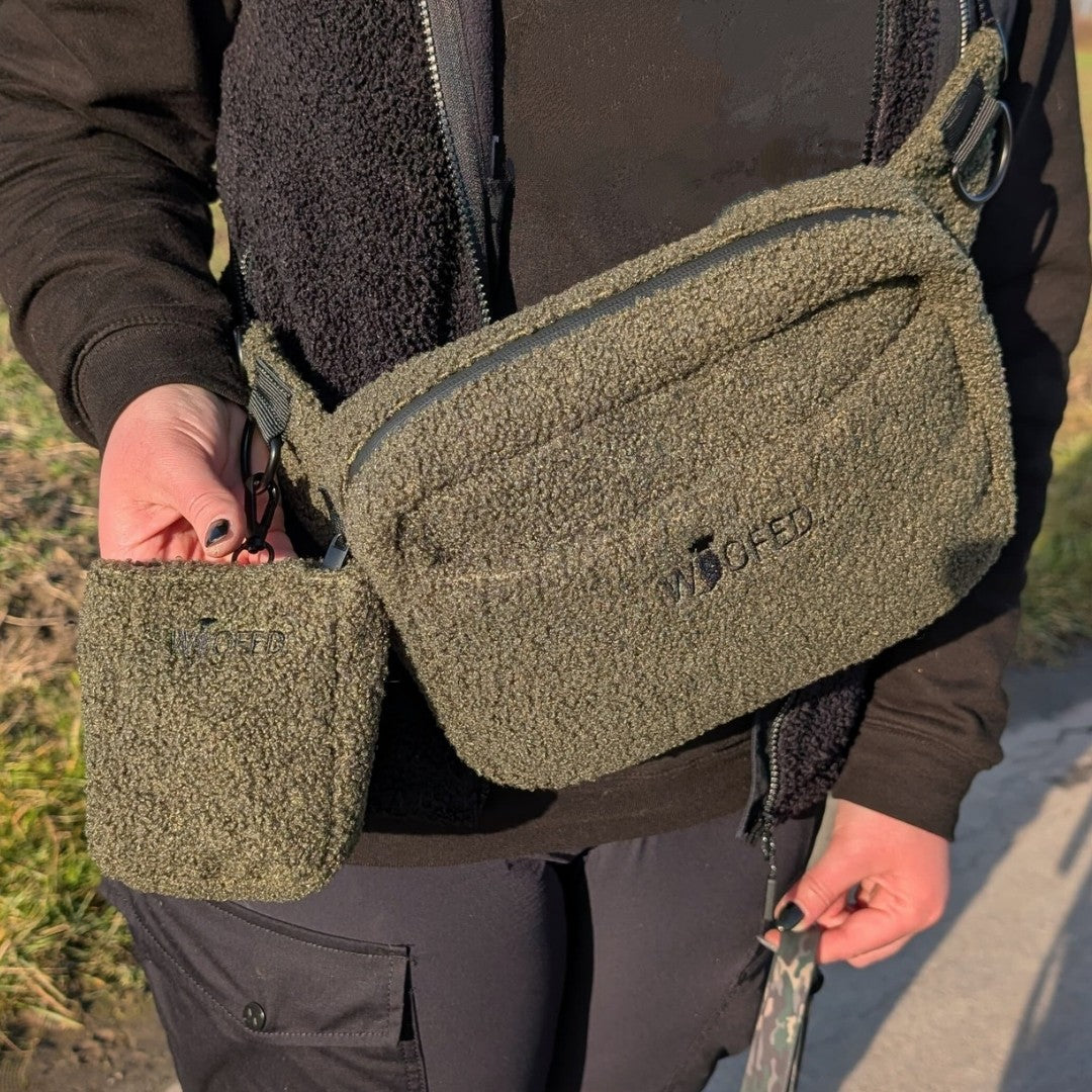 Teddy Gassitasche mit Leckerlibeutel in Oliv